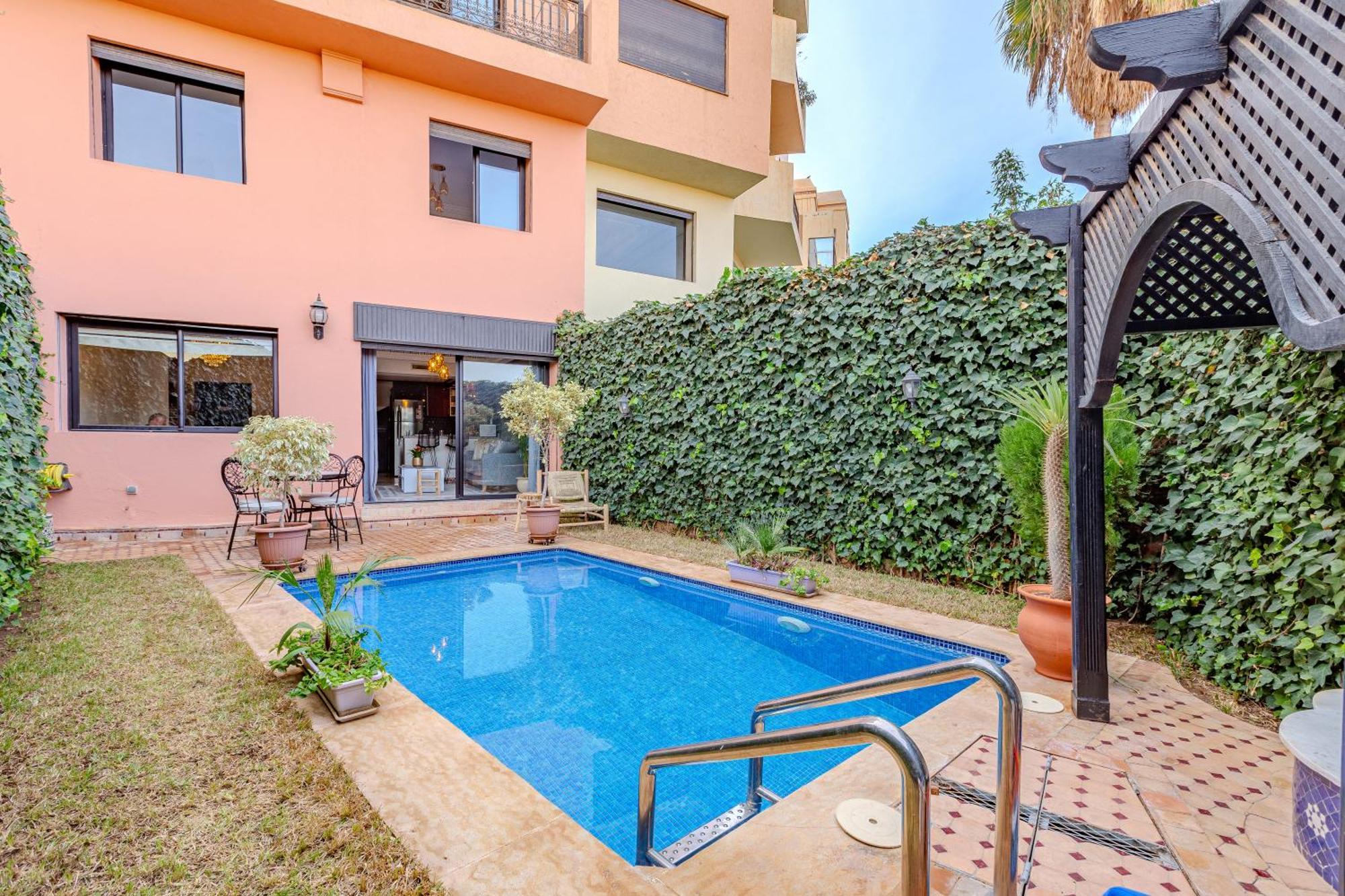 Magnifique Duplex Avec Piscine Privee Marrakesch